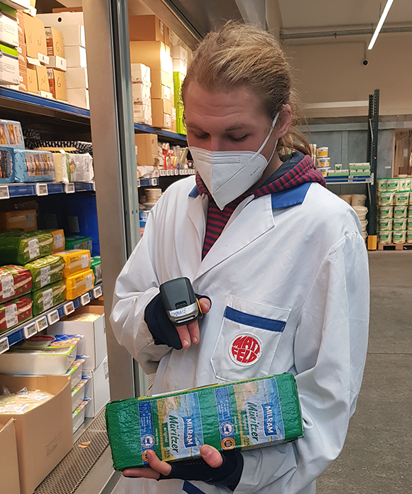 Kommissionierer mit Scanner